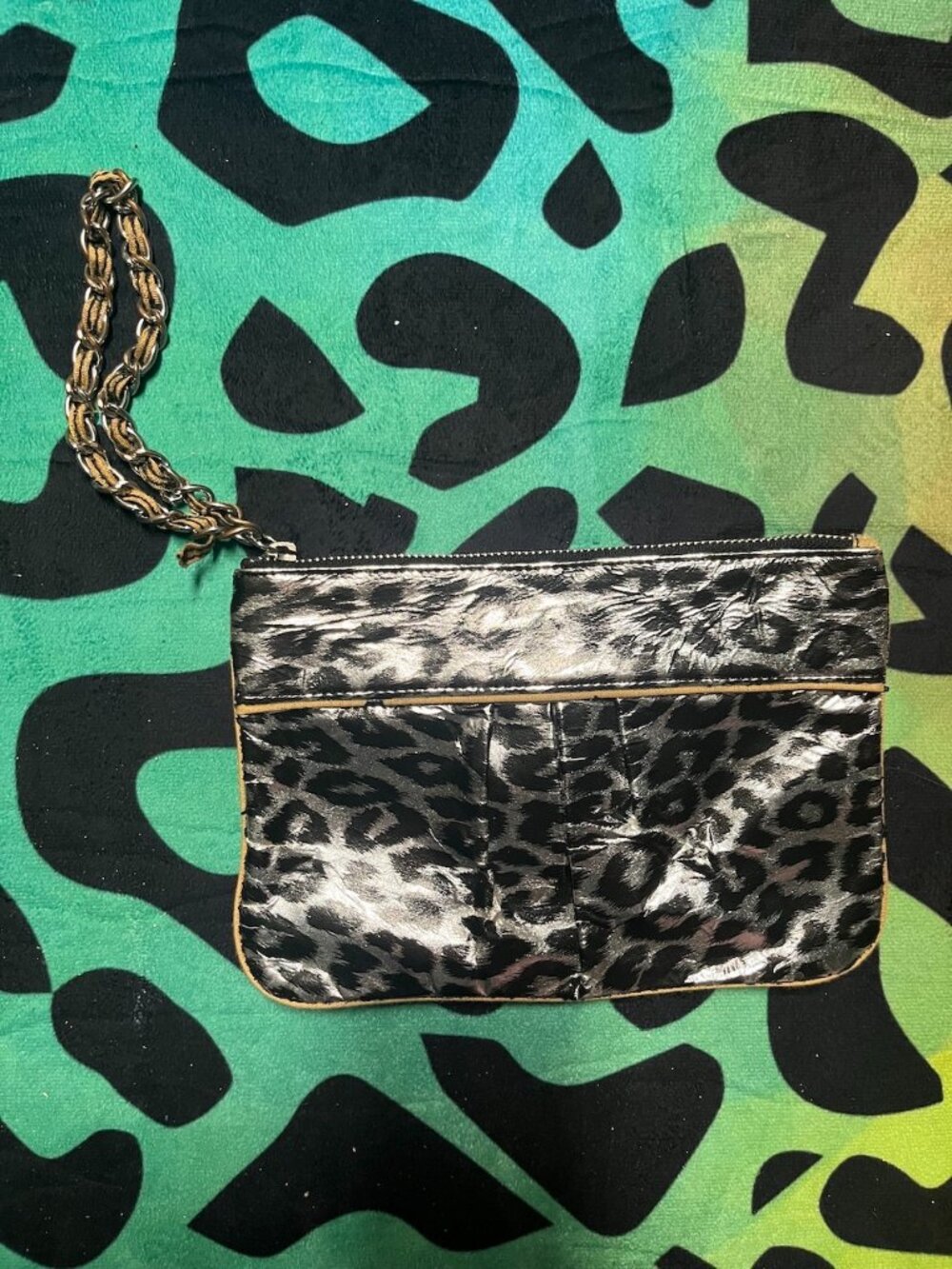 EXPRESS SMALL BLACK AND SILVER LEOPARD ANIMAL PRINT CLUTCH MAKEUP BAG WRISTLET